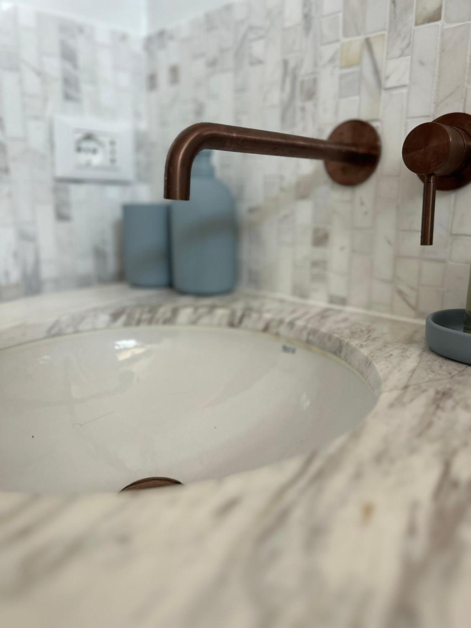 Design Home At Garda Lake Desenzano del Garda Dış mekan fotoğraf